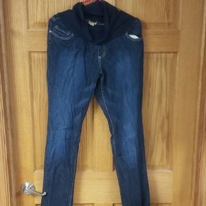 womans maternity pants